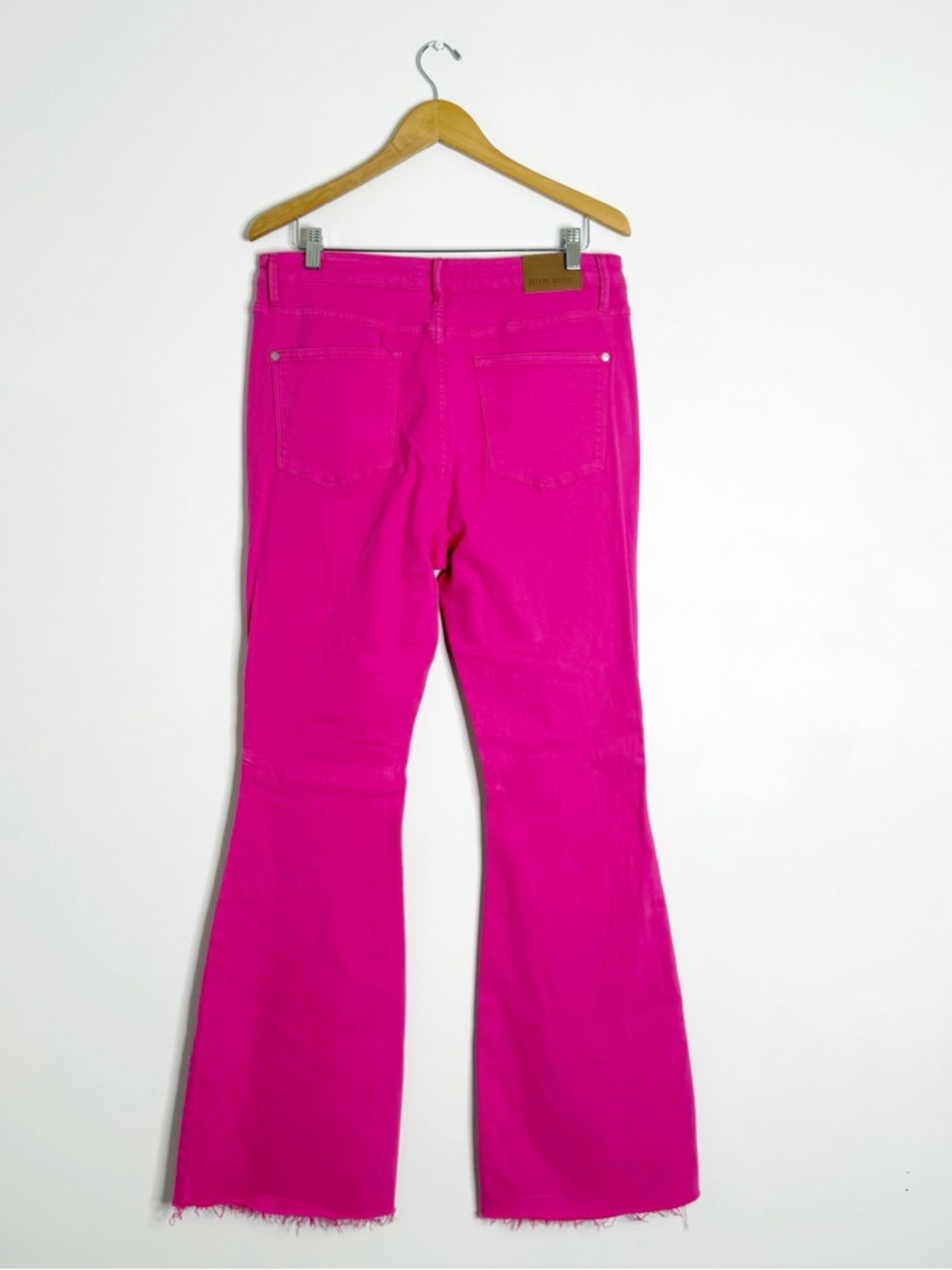 Judy Blue Garment Dyed Pink Flare Jeans Size 15/32 High Rise Raw Hem Stretch - Picture 2 of 7